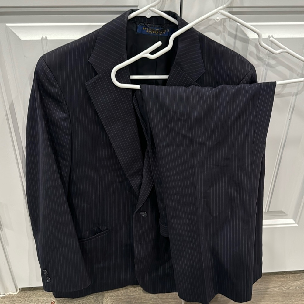 Brooks Brothers Pin stripe suit 42short 34-30